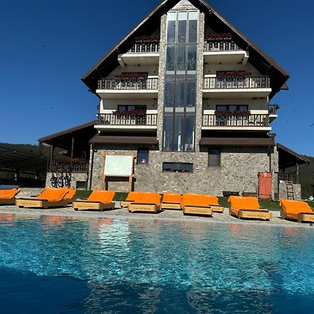 Hotel Poarta Raiului Tău Bistra Exterior foto